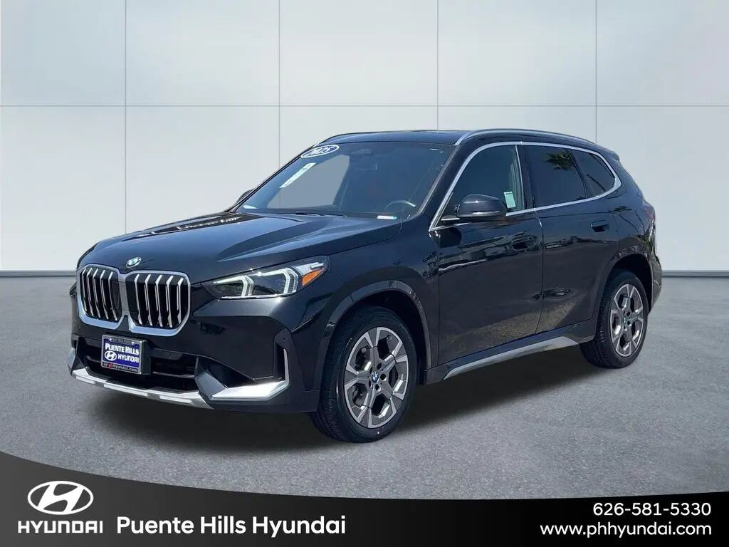 2025 BMW X1 xDrive28i — photo 1 of 13