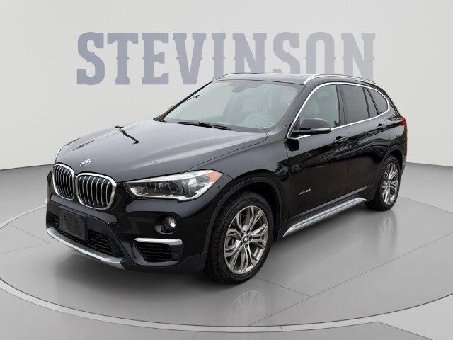 2017 BMW X1 xDrive28i — photo 1 of 13