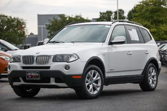 2010 BMW X3 xDrive30i — photo 1 of 13