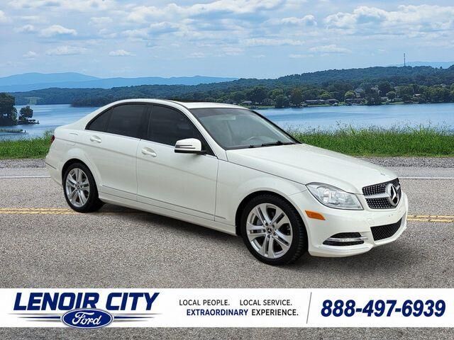 2012 Mercedes-Benz C-Class C 300 Luxury 4MATIC