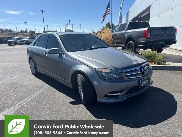 2011 Mercedes-Benz C-Class C 300 Luxury 4MATIC