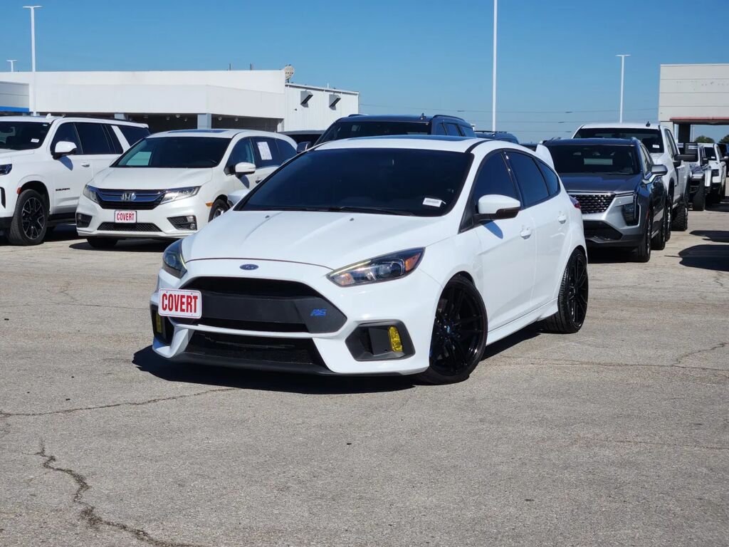 2017 Ford Focus RS — photo 1 of 13