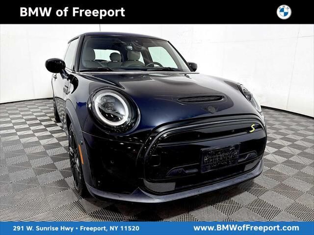 2024 MINI Hardtop 2 Door Cooper SE