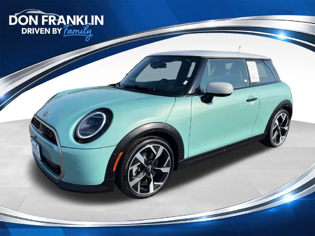 2025 MINI Hardtop 2 Door Cooper S Signature Trim — photo 1 of 13