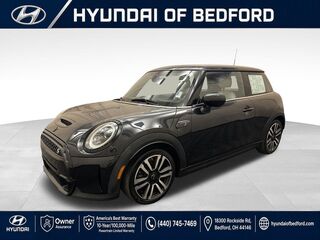 2024 MINI Cooper S Iconic
