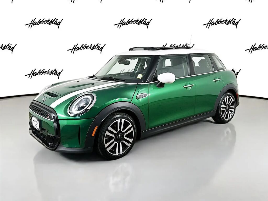 2024 MINI Hardtop 4 Door Cooper S — photo 1 of 1