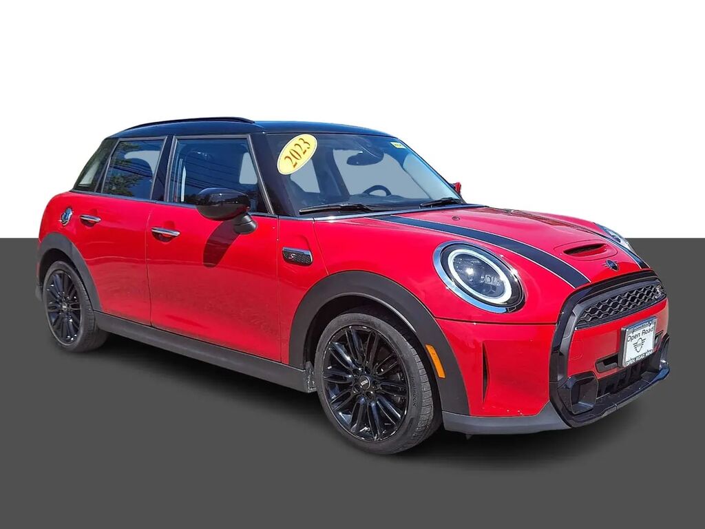2023 MINI Hardtop 4 Door Cooper S — photo 1 of 13
