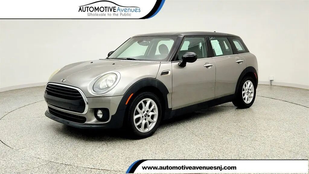 2017 MINI Clubman Cooper