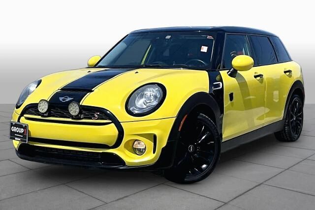 2019 MINI Clubman Cooper S — photo 1 of 1