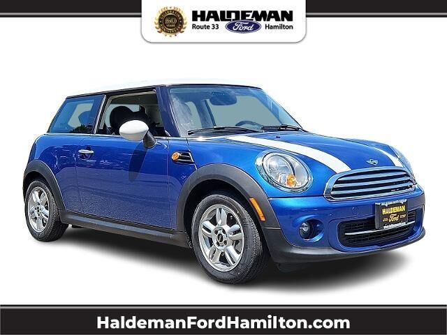 2013 MINI Hardtop Cooper — photo 1 of 13
