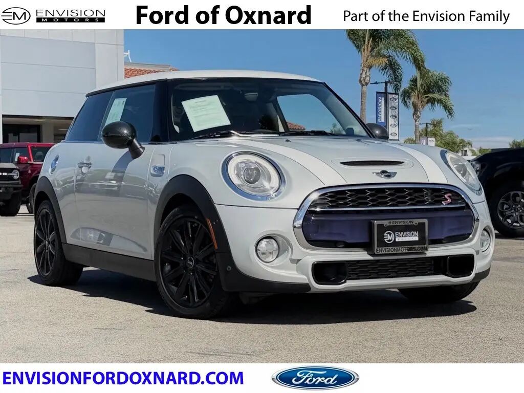 2018 MINI Hardtop 2 Door Cooper S — photo 1 of 13