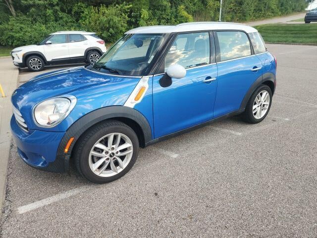 2012 MINI Cooper Countryman Base