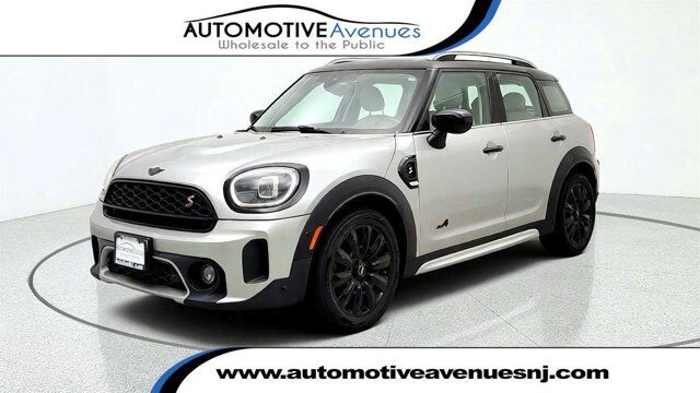 2024 MINI Countryman Cooper S — photo 1 of 13