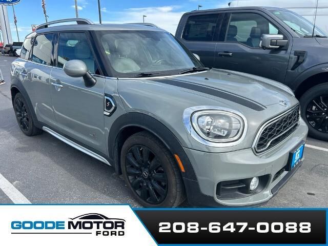 2017 MINI Countryman Cooper S ALL4 — photo 1 of 4
