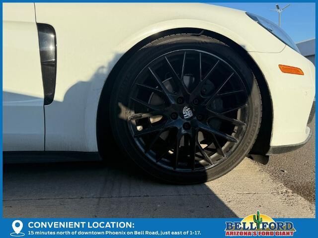 2018 Porsche Panamera 4