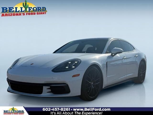 2018 Porsche Panamera 4