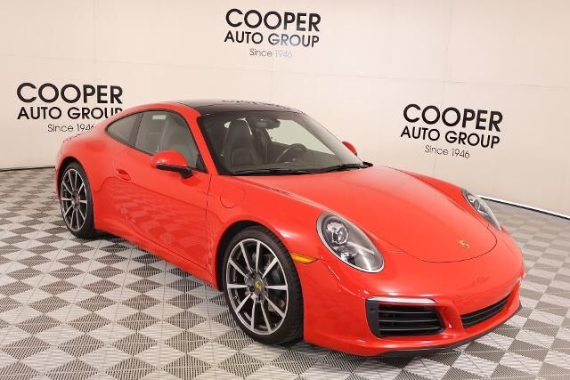 2019 Porsche 911 Carrera — photo 1 of 1