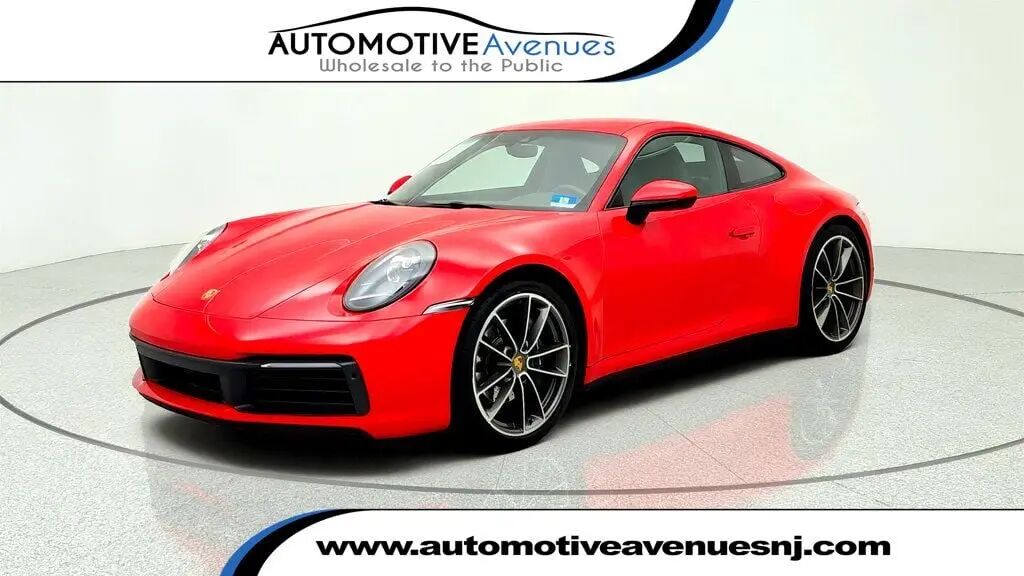 2020 Porsche 911 Carrera 4 — photo 1 of 13