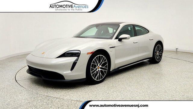 2024 Porsche Taycan RWD w/ Premium Pkg, Performance Battery Plus &amp; Side Skirts