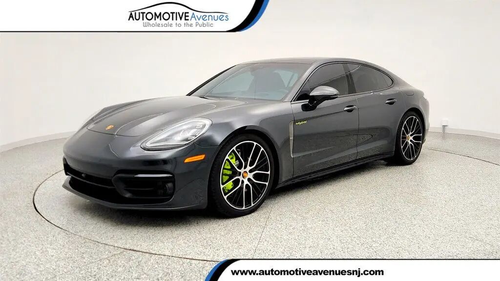 2023 Porsche Panamera 4 E-Hybrid — photo 1 of 13