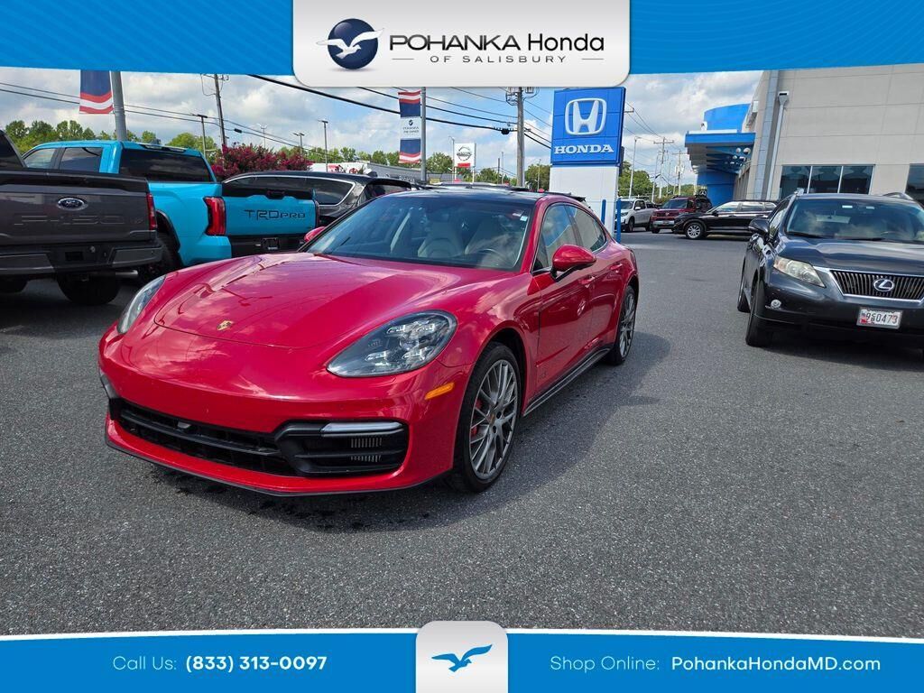 2019 Porsche Panamera GTS — photo 1 of 26