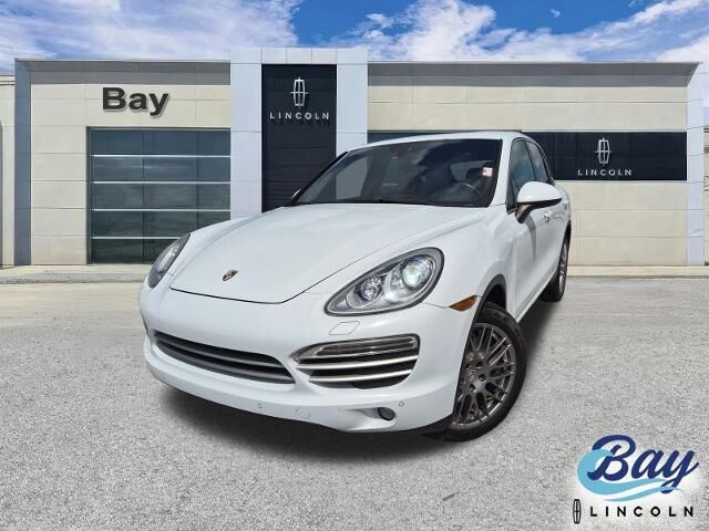 2014 Porsche Cayenne Platinum