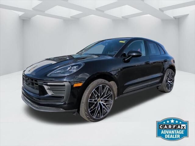 2022 Porsche Macan Base