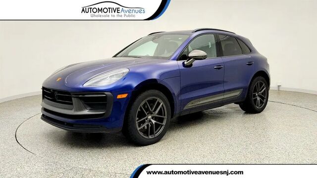 2023 Porsche Macan T