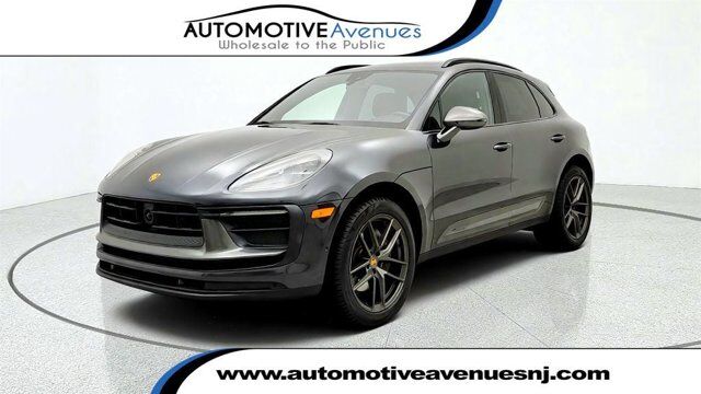 2023 Porsche Macan T