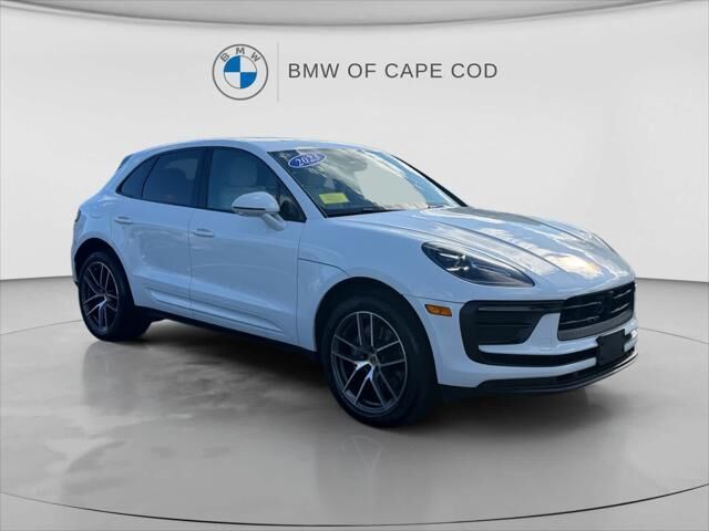 2023 Porsche Macan Base