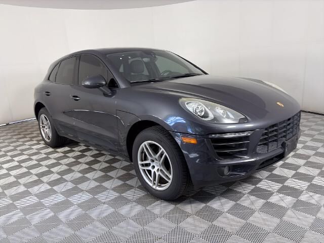 2017 Porsche Macan Base