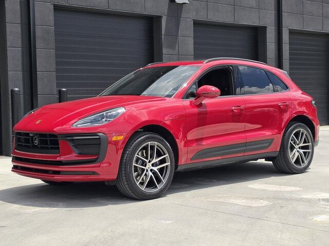 2026 Porsche Macan T