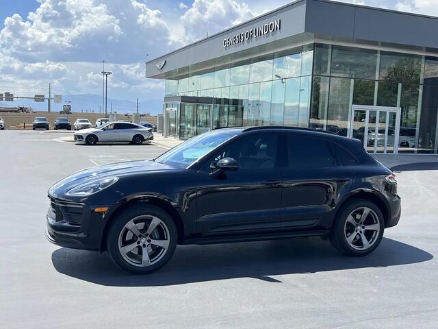 2024 Porsche Macan Base