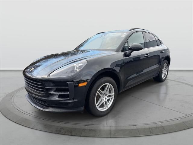 2021 Porsche Macan Base