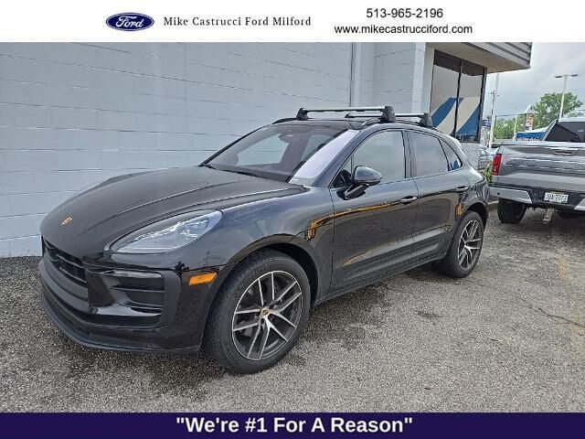 2024 Porsche Macan Base