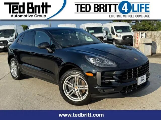 2021 Porsche Macan Base