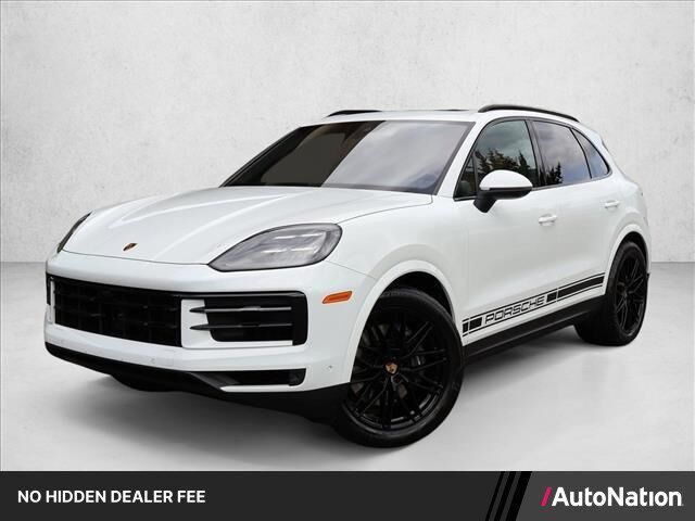 2025 Porsche Cayenne Base
