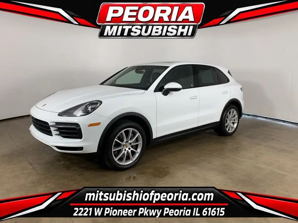 2022 Porsche Cayenne Base — photo 1 of 13