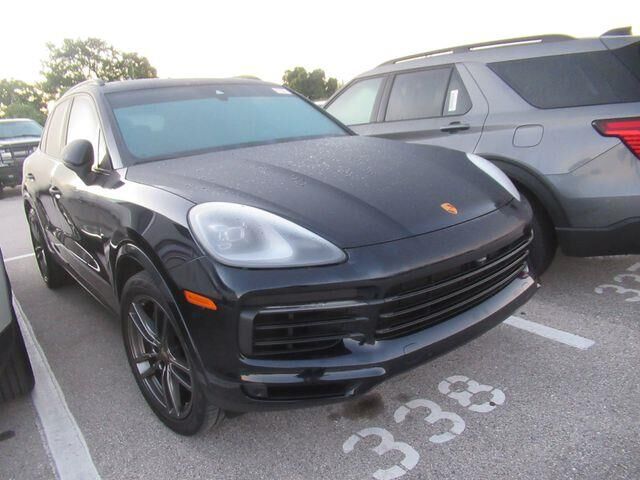2023 Porsche Cayenne Base
