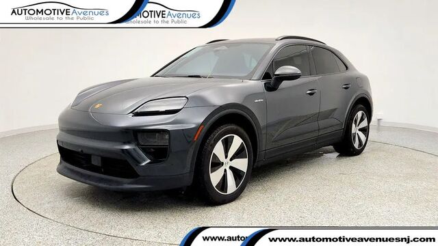 2025 Porsche Macan 4 Electric