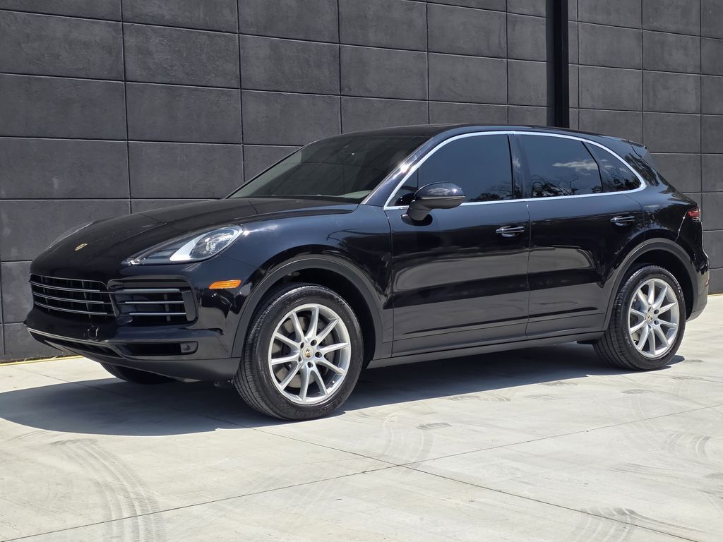2019 Porsche Cayenne S — photo 1 of 13