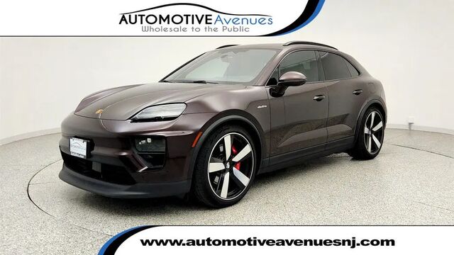 2025 Porsche Macan 4S Electric