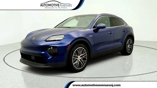 2025 Porsche Macan 4S Electric