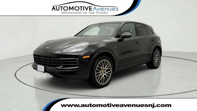 2022 Porsche Cayenne E-Hybrid