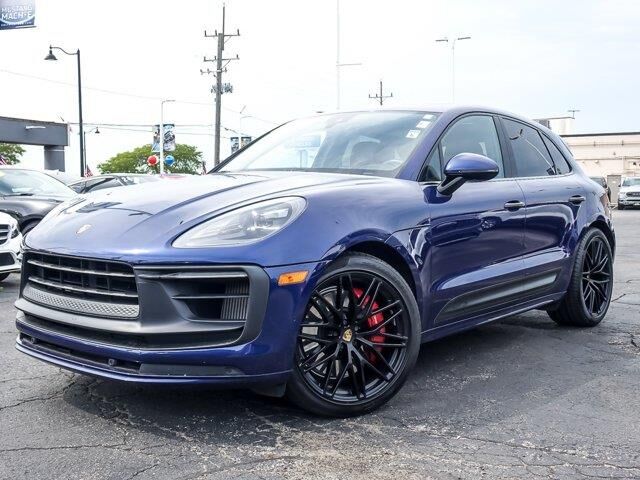 2023 Porsche Macan GTS — photo 1 of 13