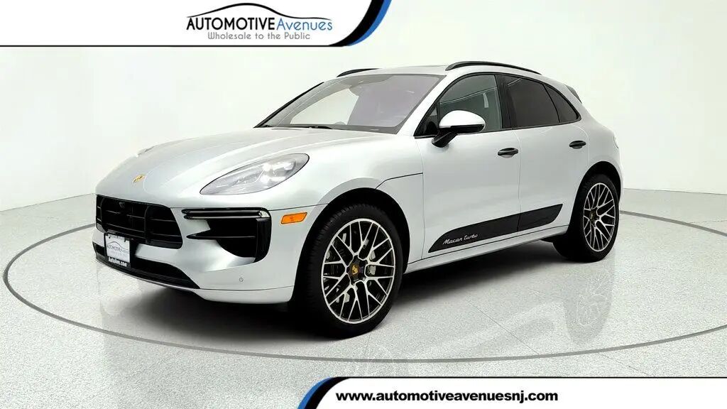 2020 Porsche Macan Turbo