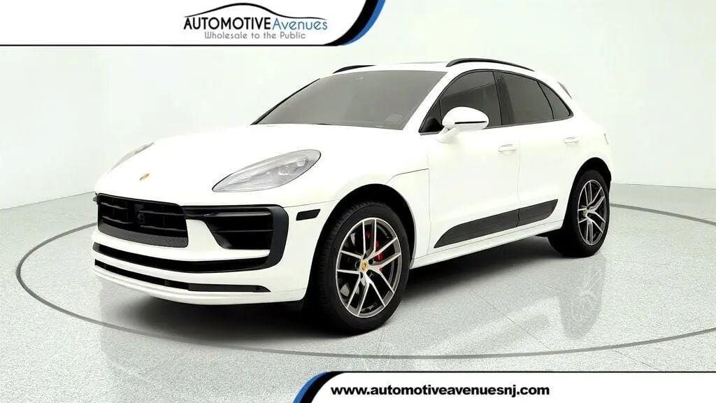 2023 Porsche Macan S