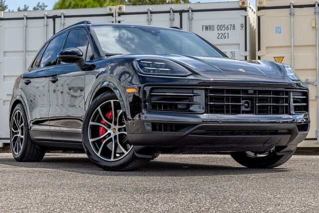 2024 Porsche Cayenne S