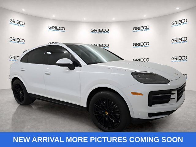 2024 Porsche Cayenne Base