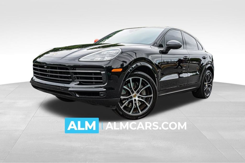 2023 Porsche Cayenne S — photo 1 of 16